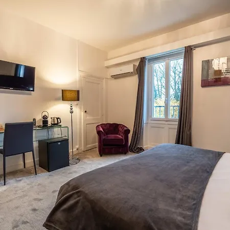 Quai Des Pontis 3* Cognac