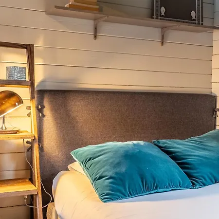 Hotel Quai Des Pontis 3*