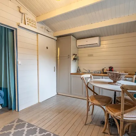 Quai Des Pontis Hotel