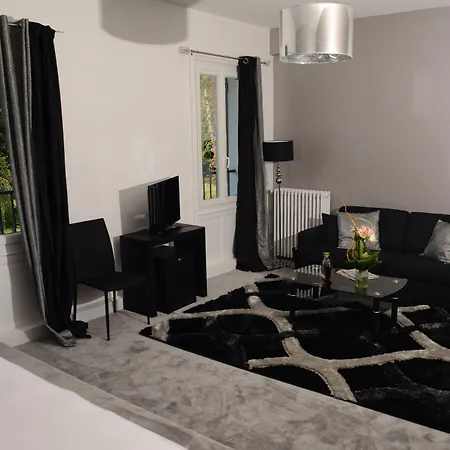 Quai Des Pontis 3* Cognac