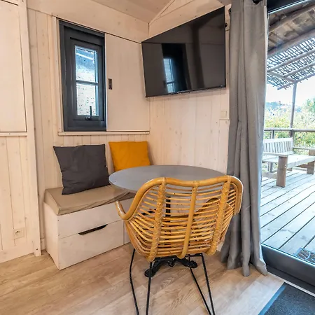 Quai Des Pontis Hotel