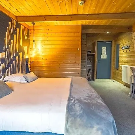 Hotel Quai Des Pontis