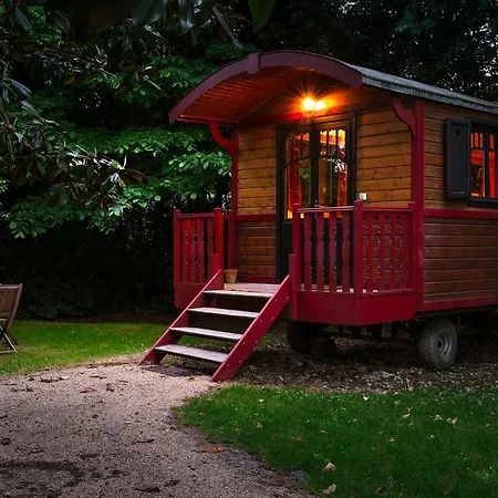 Hotel Quai Des Pontis 3*