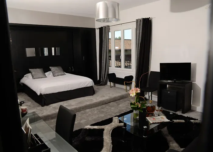 Hotel Quai Des Pontis Cognac