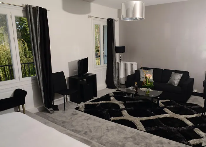 Quai Des Pontis 3* Cognac