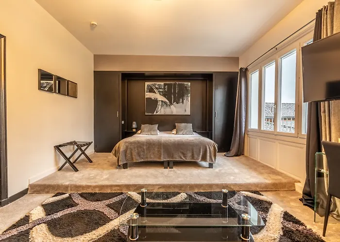 Quai Des Pontis 3* Cognac