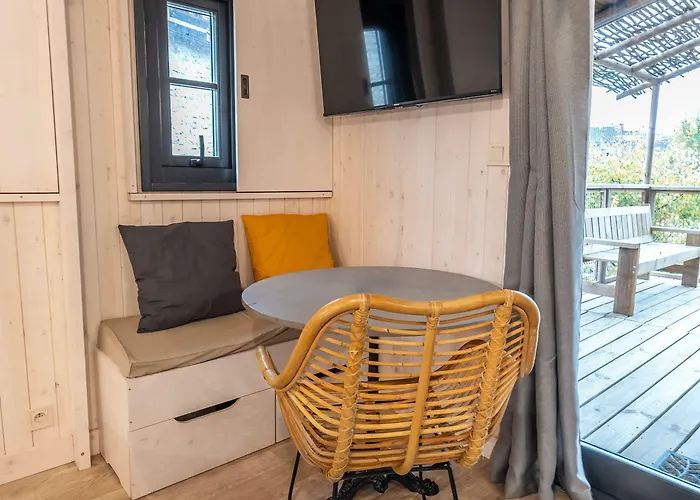 Quai Des Pontis Hotel