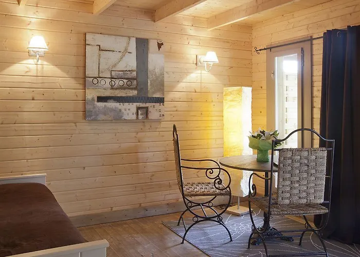 Hotel Quai Des Pontis 3*